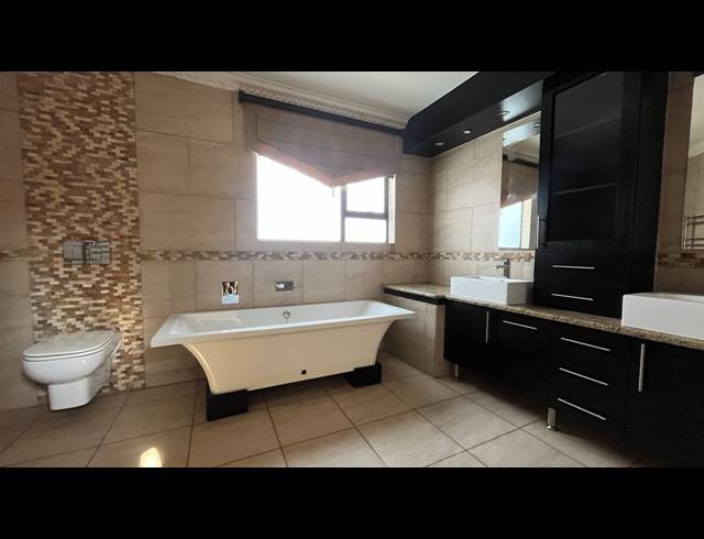 4 BEDROOM HOUSE FOR SALE IN MEYERSDAL